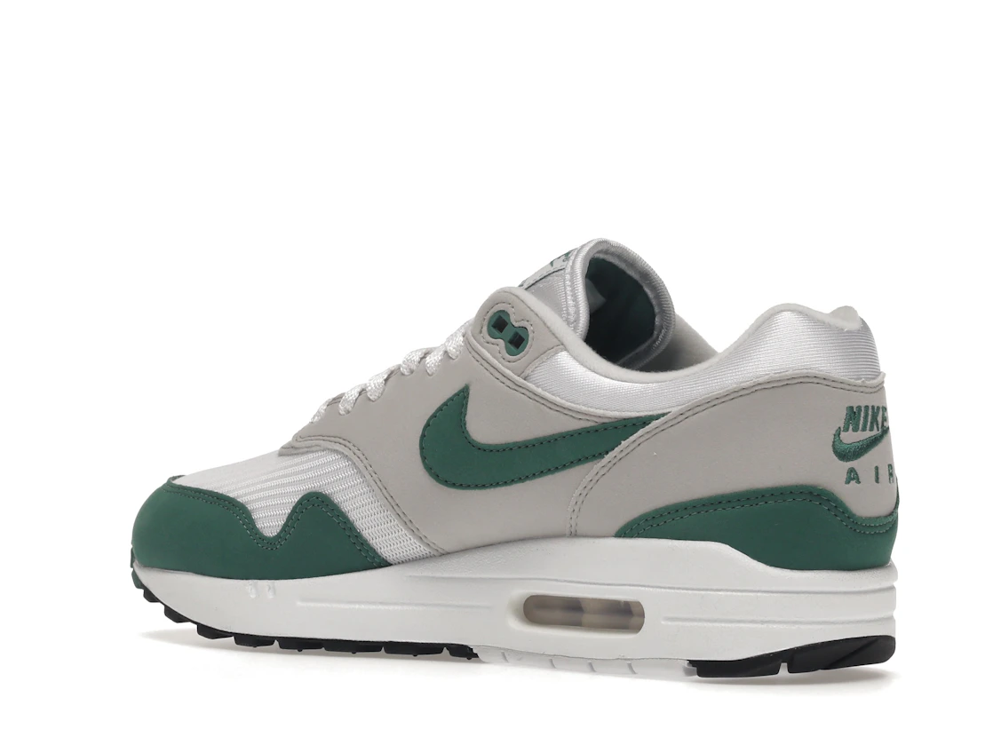 Vue 23 de Nike Air Max 1 Anniversary Green