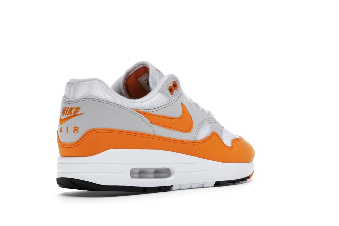 Vue 32 de Nike Air Max 1 Anniversary Orange