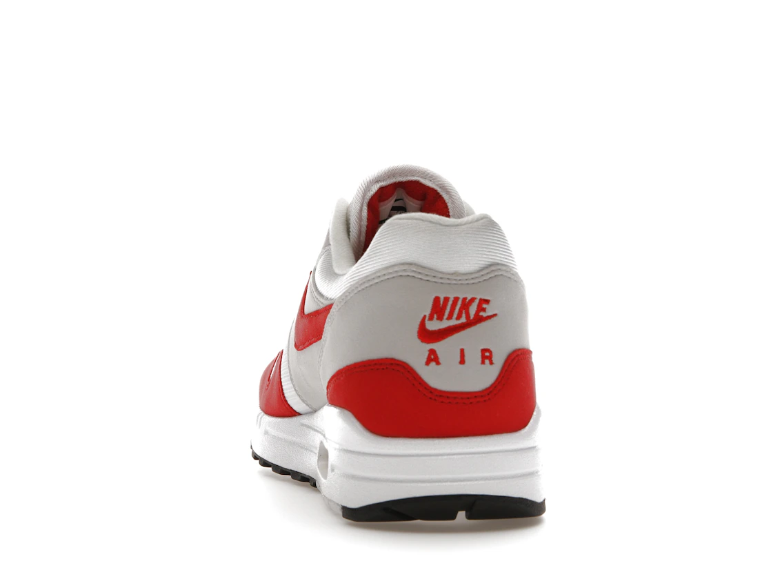 Vue 27 de Nike Air Max 1 Anniversary Red (2017)