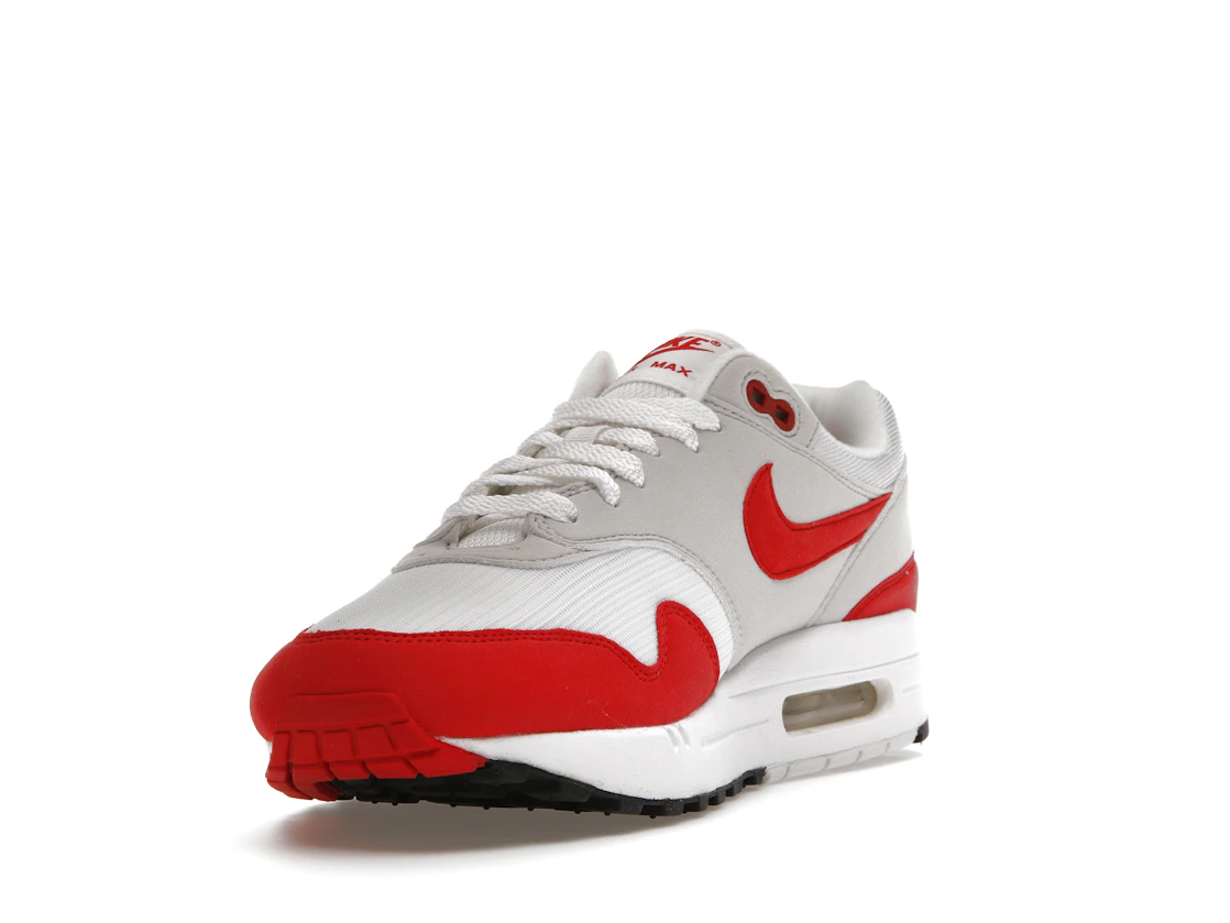 Vue 13 de Nike Air Max 1 Anniversary Red (2017/2018 Restock Pair)