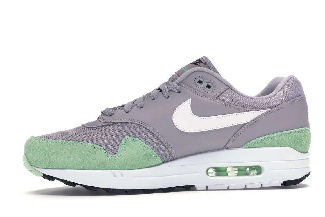 Vue 18 de Nike Air Max 1 Atmosphere Grey Fresh Mint