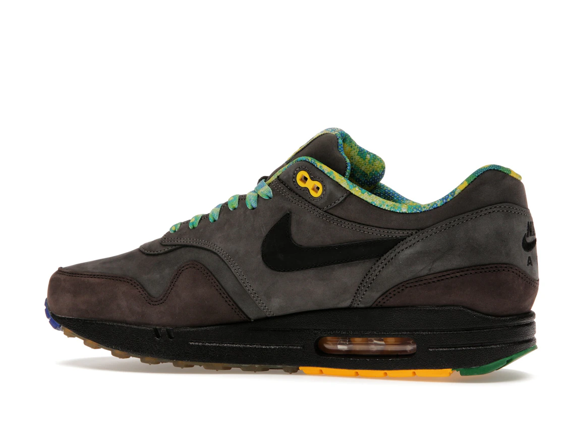 Vue 21 de Nike Air Max 1 BHM (2012)