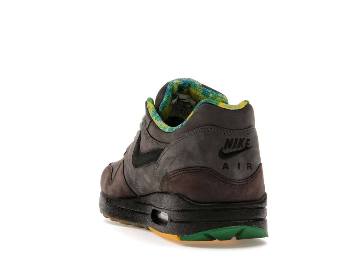 Vue 26 de Nike Air Max 1 BHM (2012)