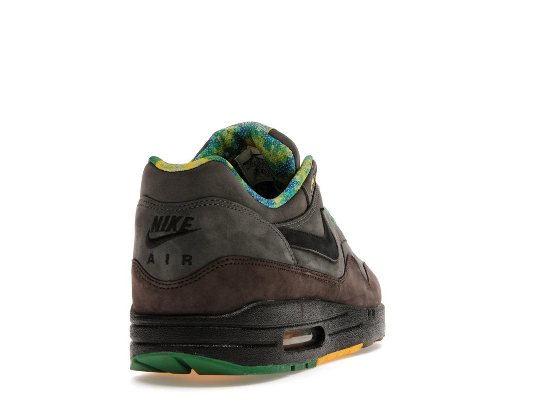 Vue 30 de Nike Air Max 1 BHM (2012)