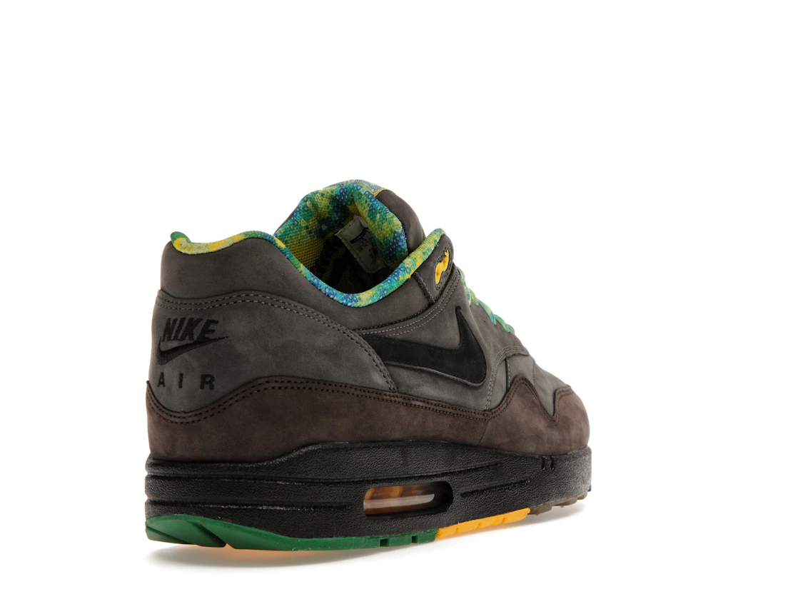 Vue 31 de Nike Air Max 1 BHM (2012)