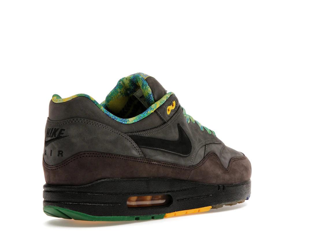 Vue 32 de Nike Air Max 1 BHM (2012)