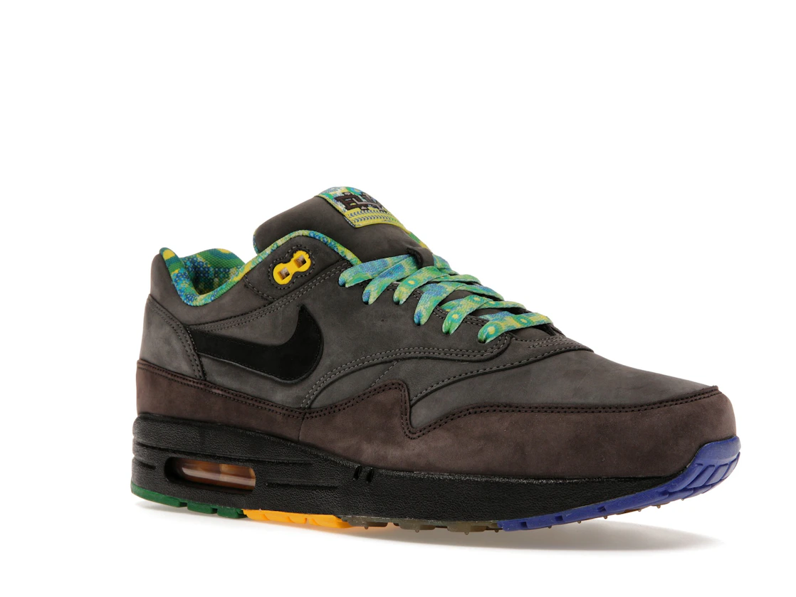 Vue 5 de Nike Air Max 1 BHM (2012)