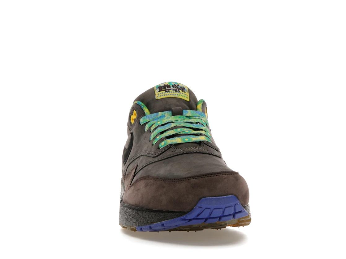 Vue 9 de Nike Air Max 1 BHM (2012)