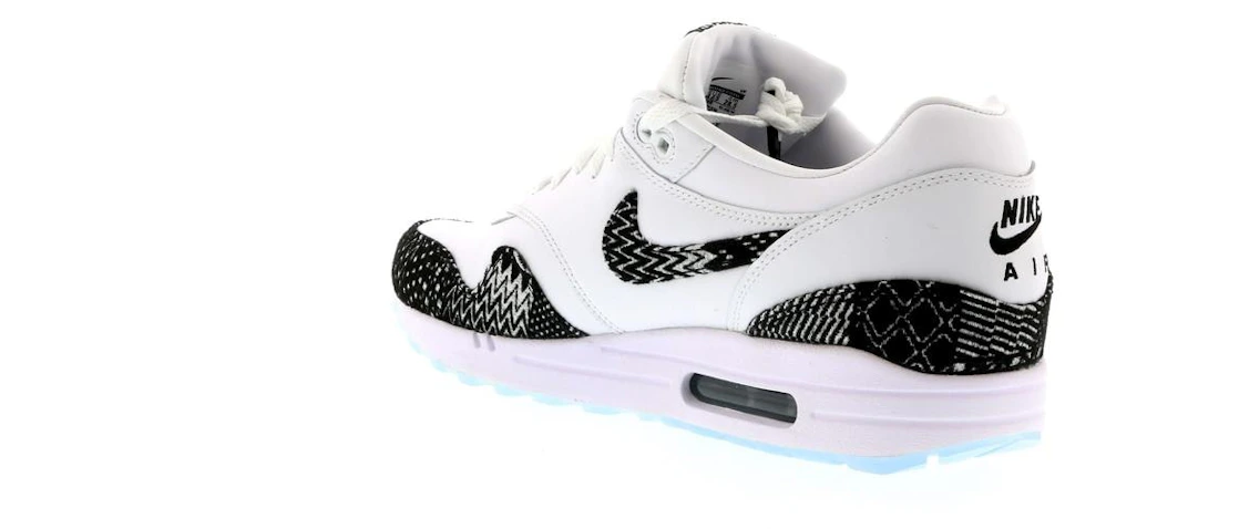 Vue 17 de Nike Air Max 1 BHM (2012)