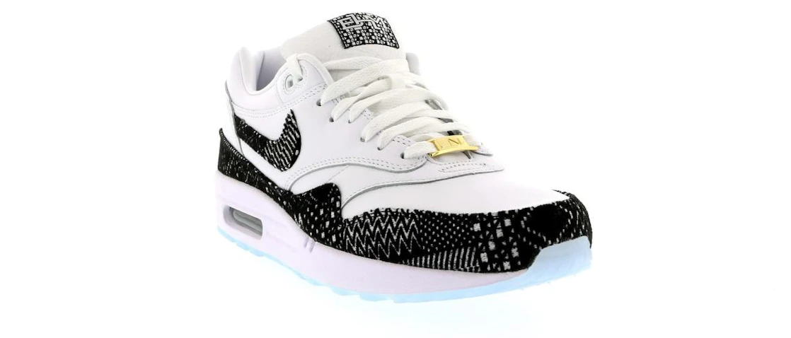 Vue 5 de Nike Air Max 1 BHM (2012)