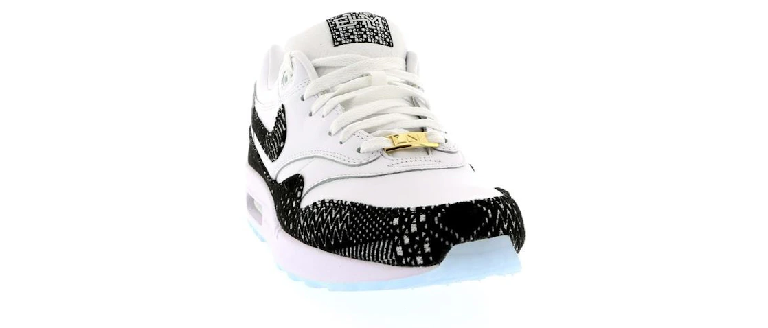 Vue 6 de Nike Air Max 1 BHM (2012)