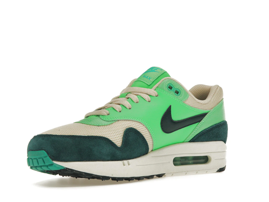 Vue 15 de Nike Air Max 1 Birch Atomic Teal