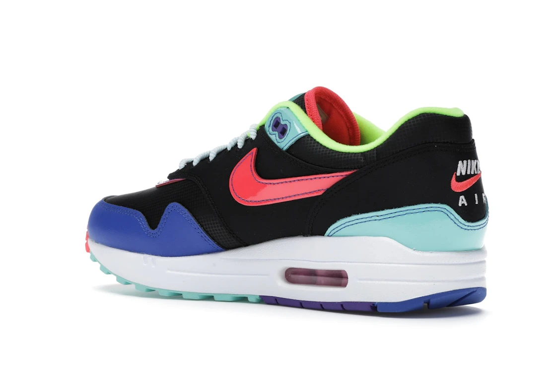 Vue 23 de Nike Air Max 1 Black Hyper Grape