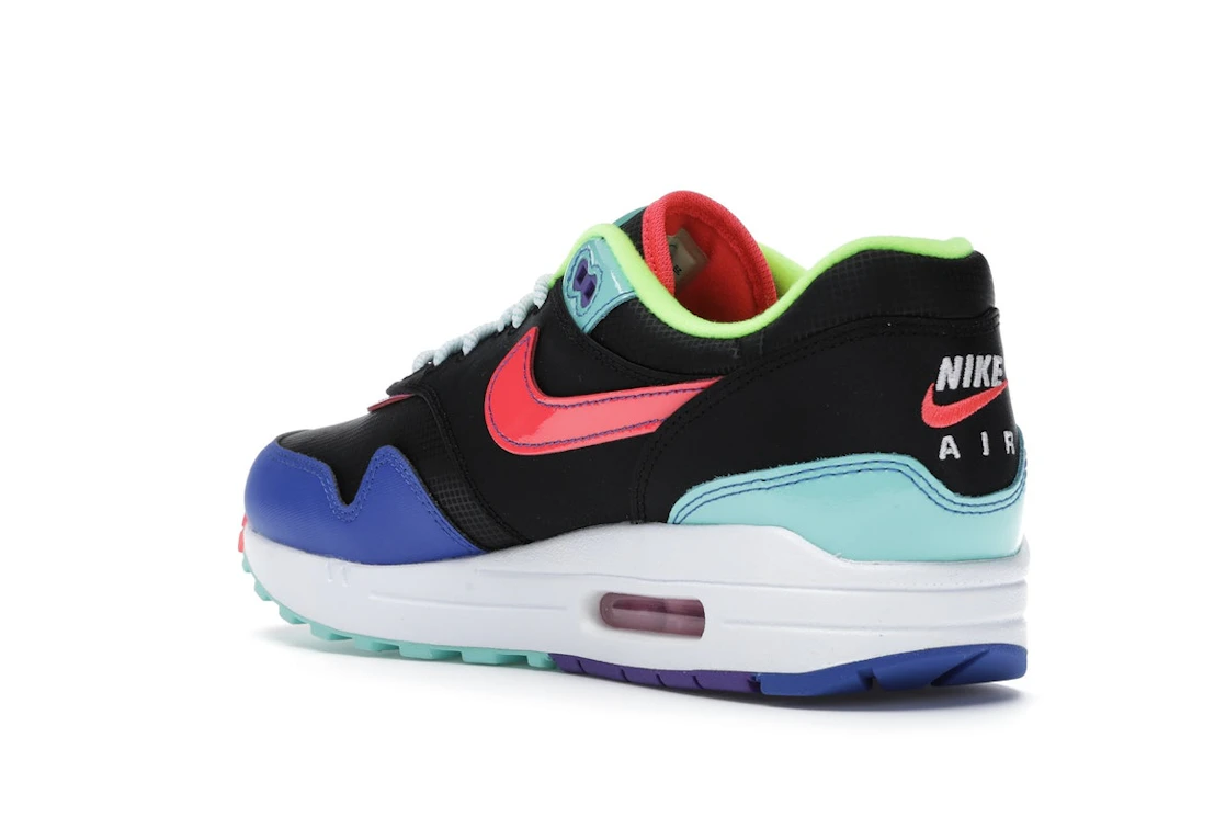 Vue 24 de Nike Air Max 1 Black Hyper Grape