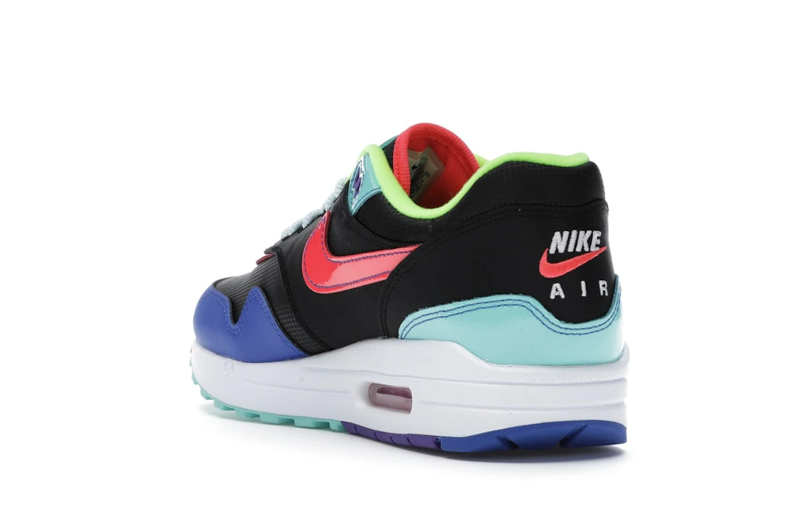 Vue 25 de Nike Air Max 1 Black Hyper Grape