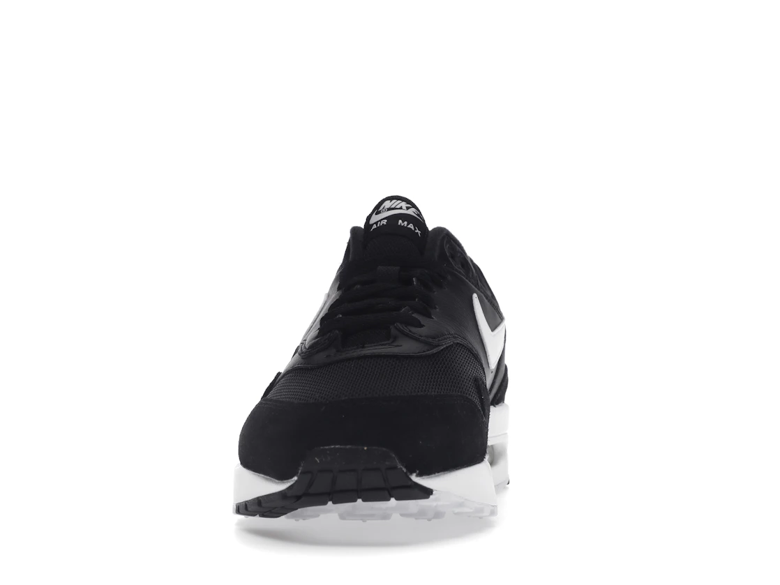 Vue 11 de Nike Air Max 1 Black White (2019)