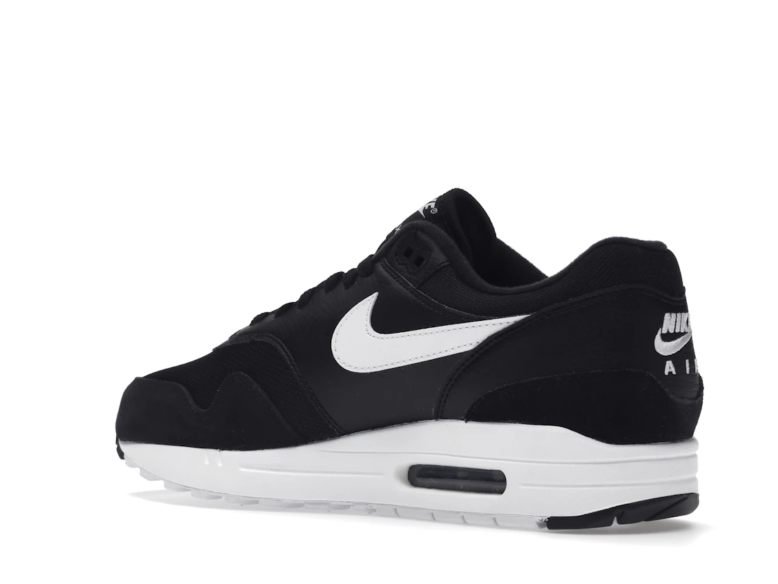 Vue 23 de Nike Air Max 1 Black White (2019)