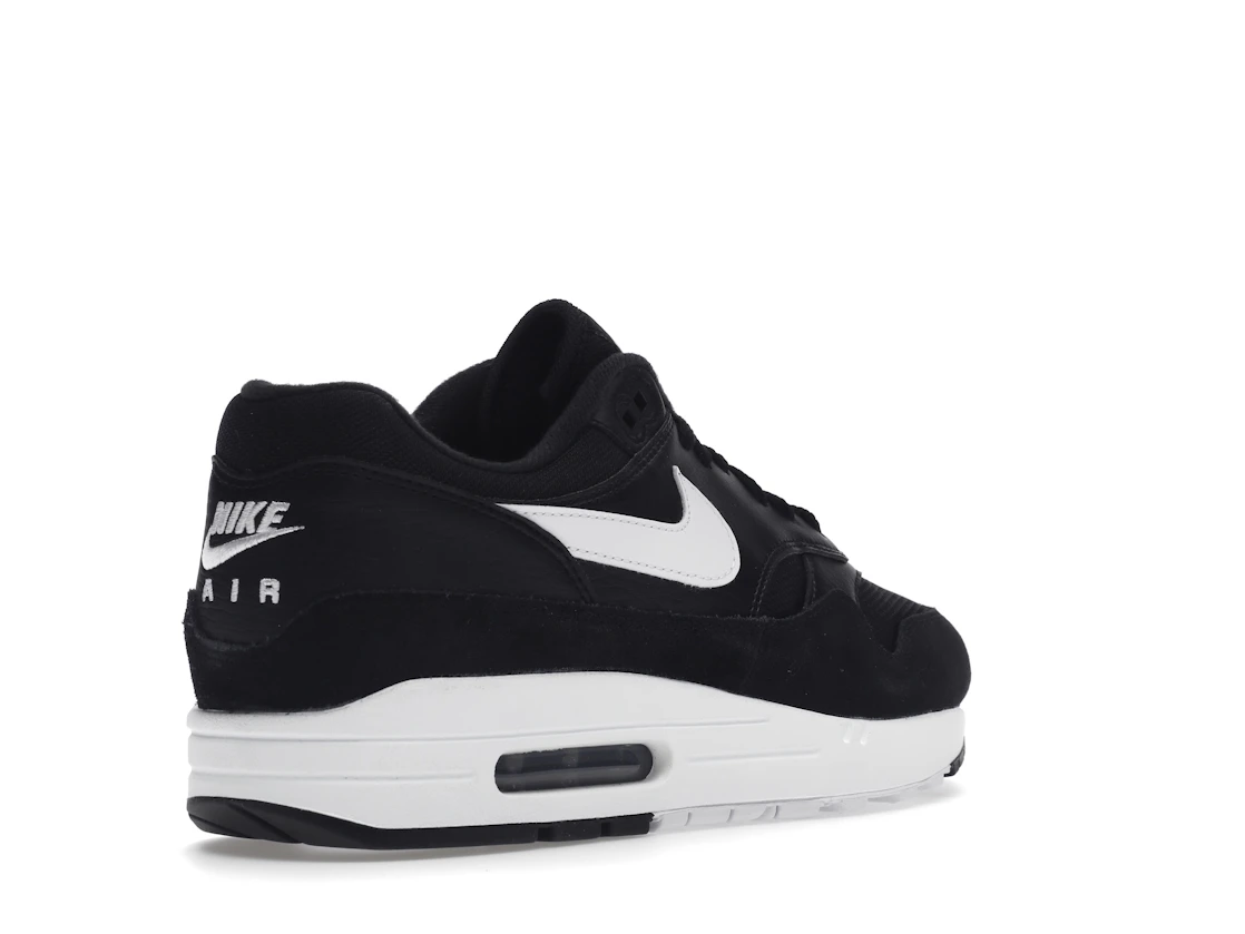 Vue 32 de Nike Air Max 1 Black White (2019)