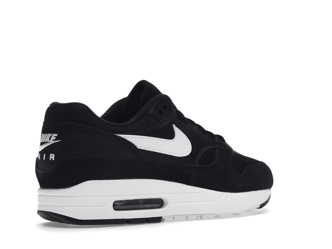 Vue 33 de Nike Air Max 1 Black White (2019)