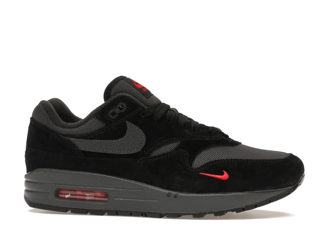 Vue 2 de Nike Air Max 1 Bred