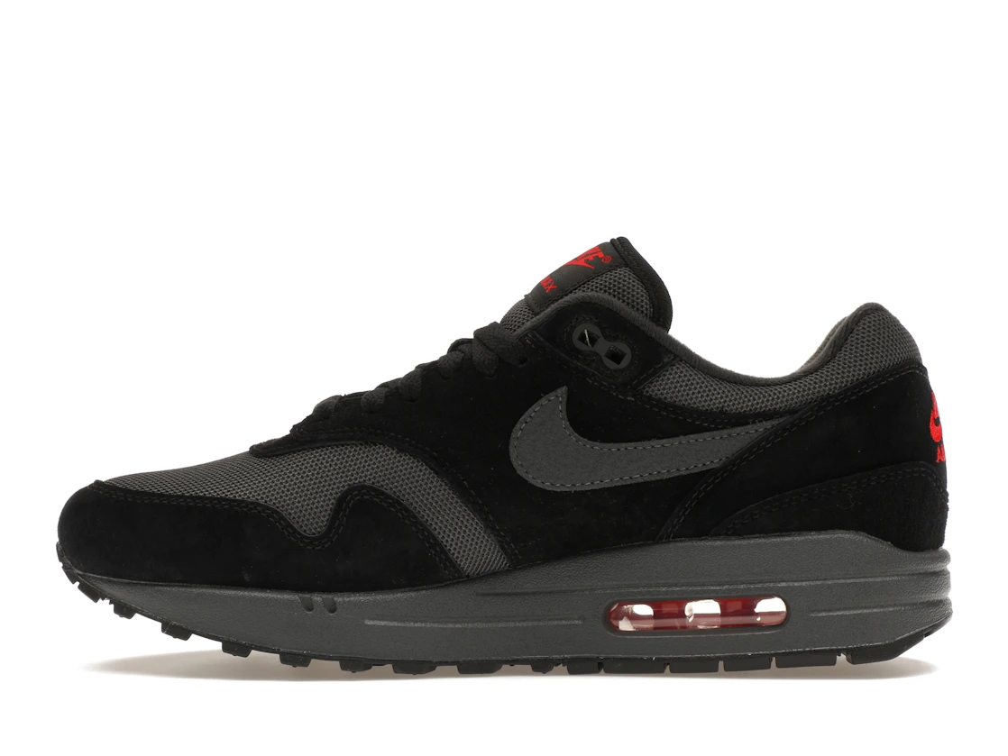 Vue 19 de Nike Air Max 1 Bred