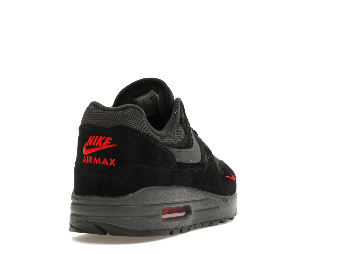 Vue 30 de Nike Air Max 1 Bred