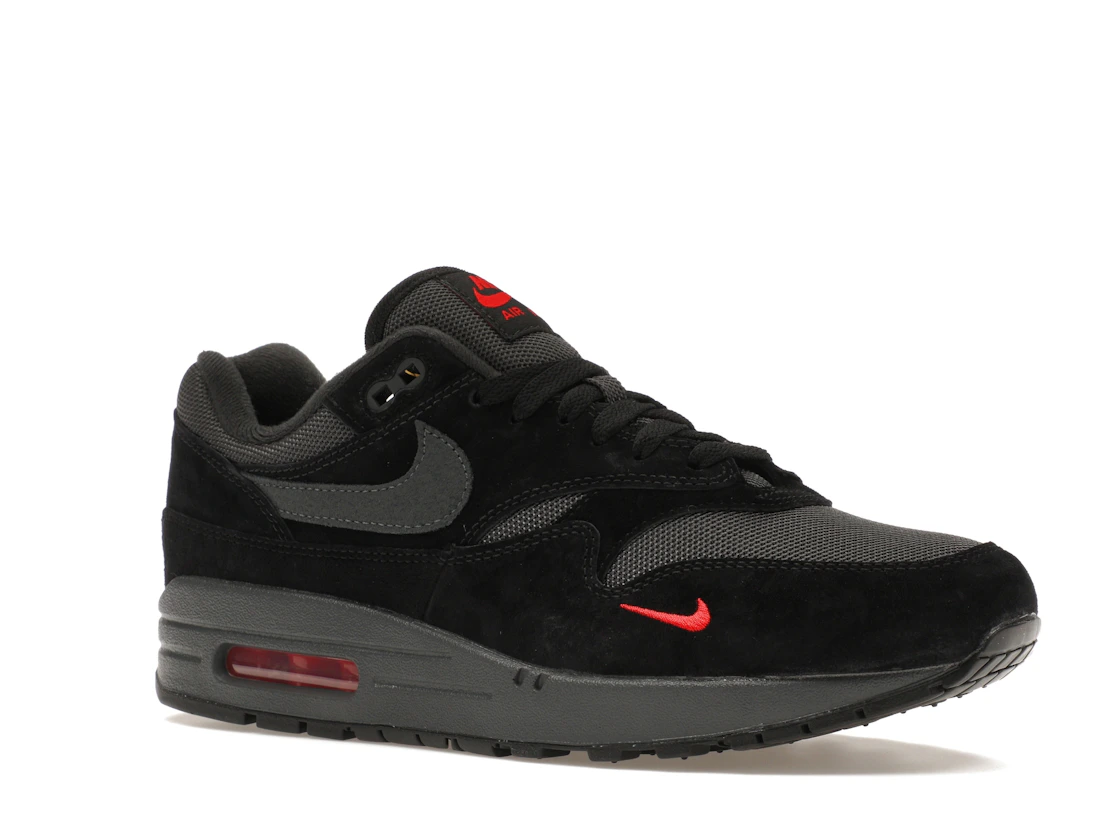 Vue 4 de Nike Air Max 1 Bred