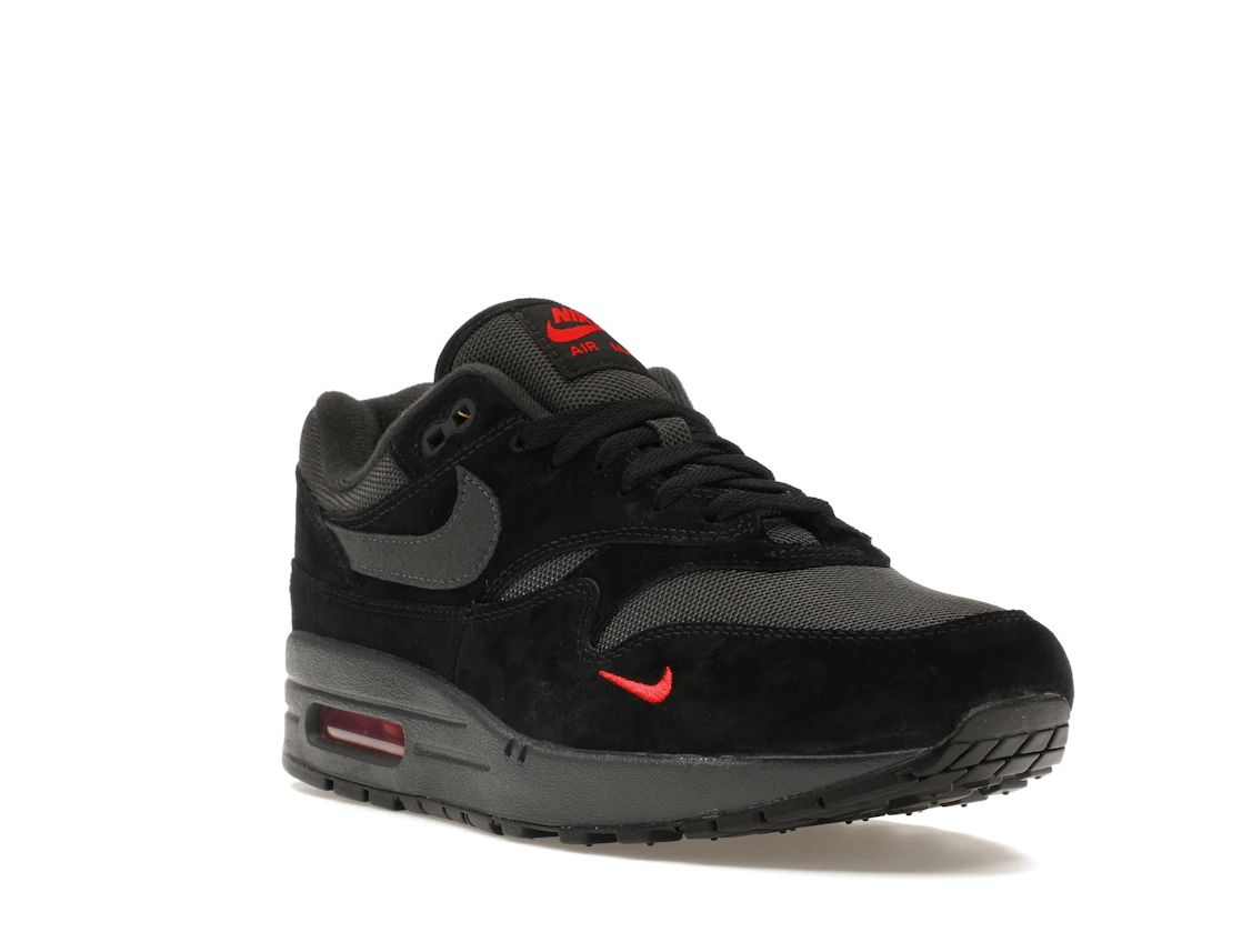 Vue 6 de Nike Air Max 1 Bred