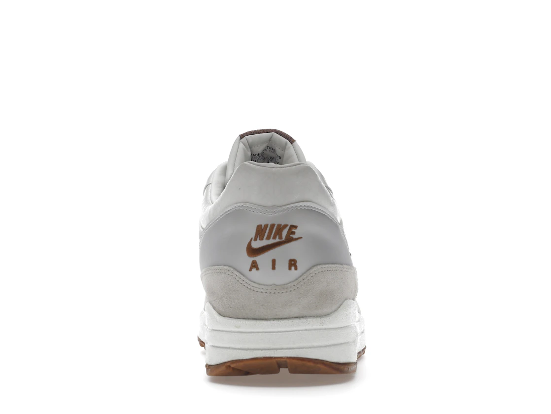 Vue 28 de Nike Air Max 1 Bronze Medal