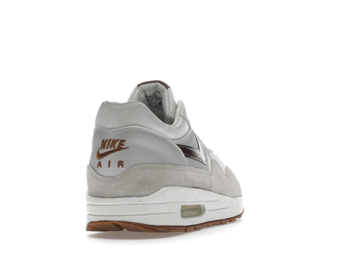 Vue 30 de Nike Air Max 1 Bronze Medal