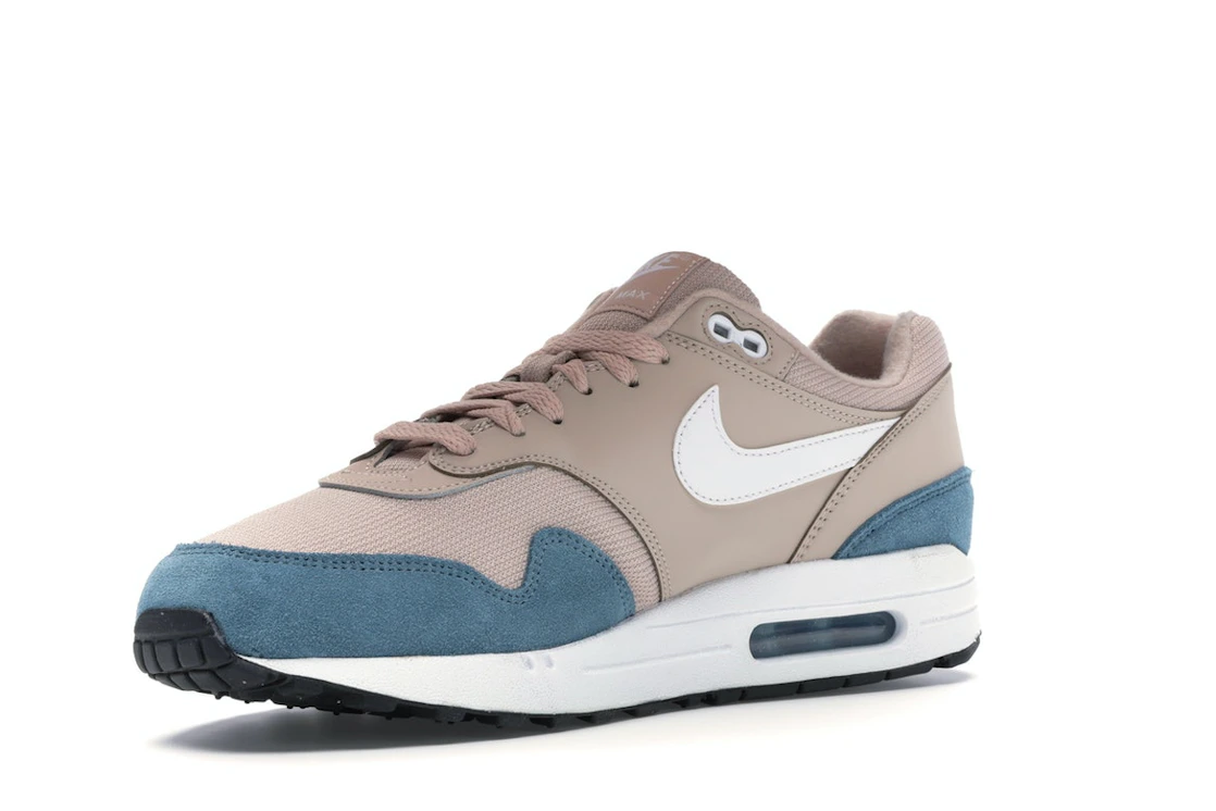 Vue 15 de Nike Air Max 1 Celestial Teal Particle Beige 