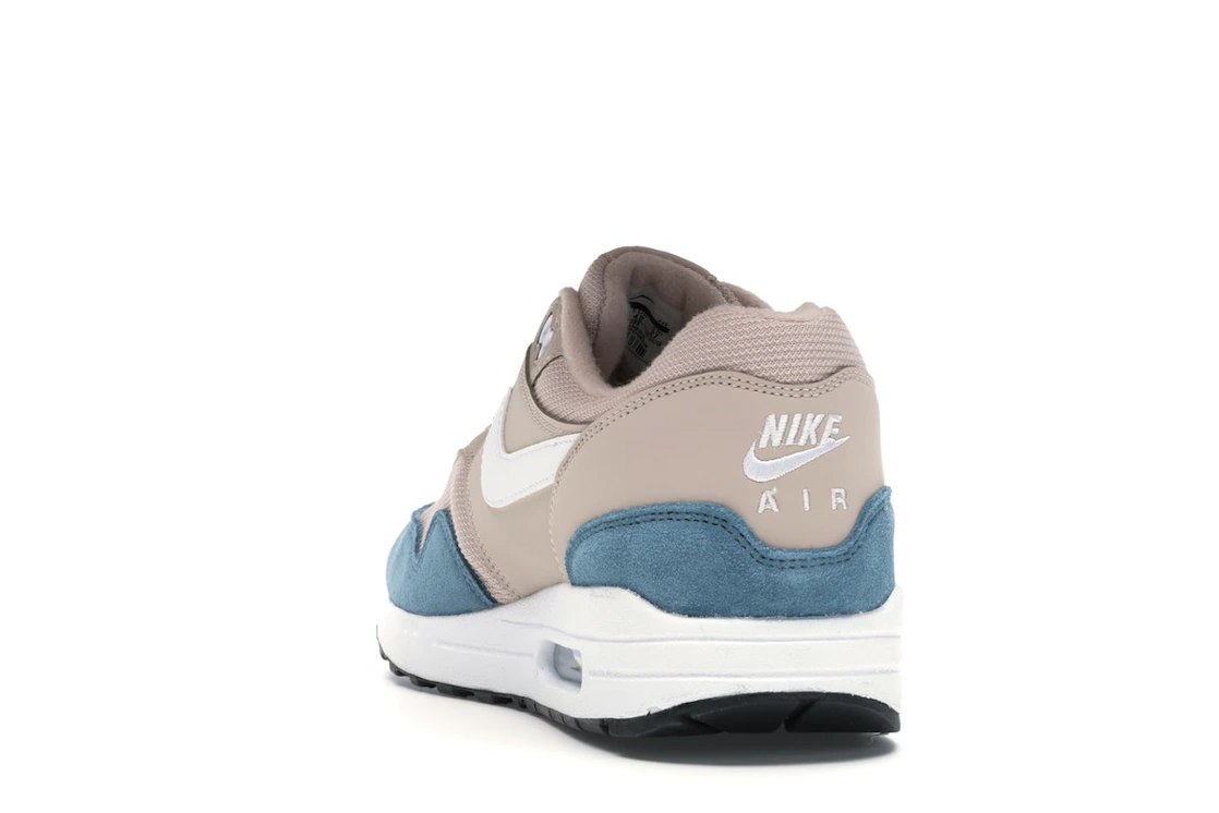 Vue 26 de Nike Air Max 1 Celestial Teal Particle Beige 
