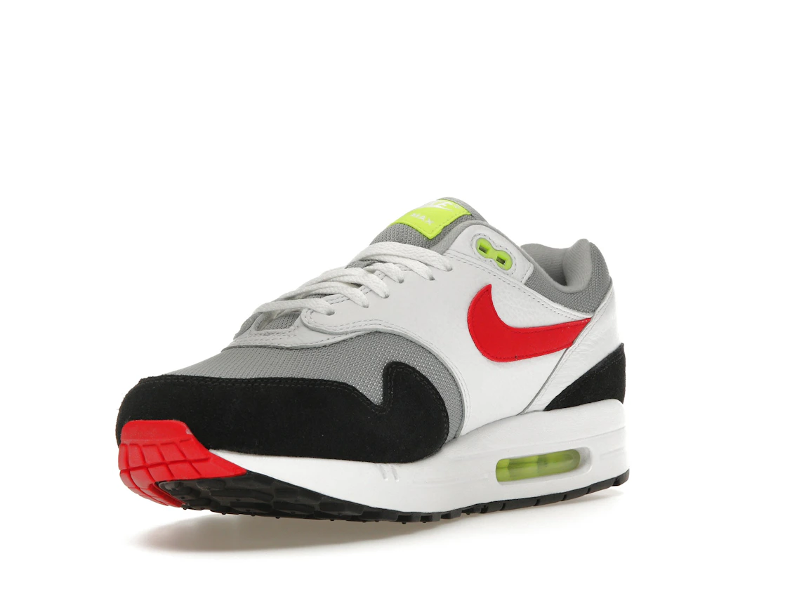 Vue 14 de Nike Air Max 1 Chili Volt