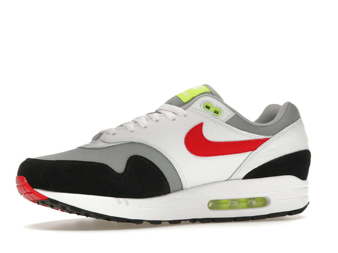 Vue 17 de Nike Air Max 1 Chili Volt