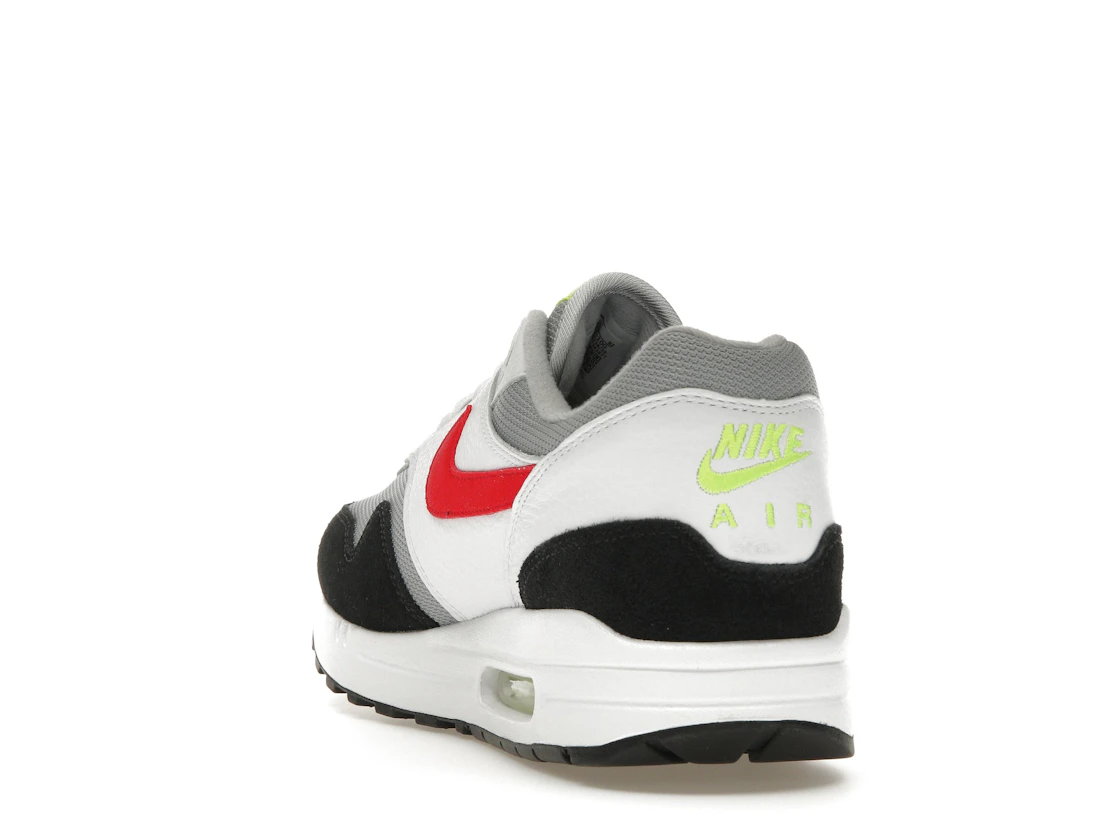 Vue 26 de Nike Air Max 1 Chili Volt