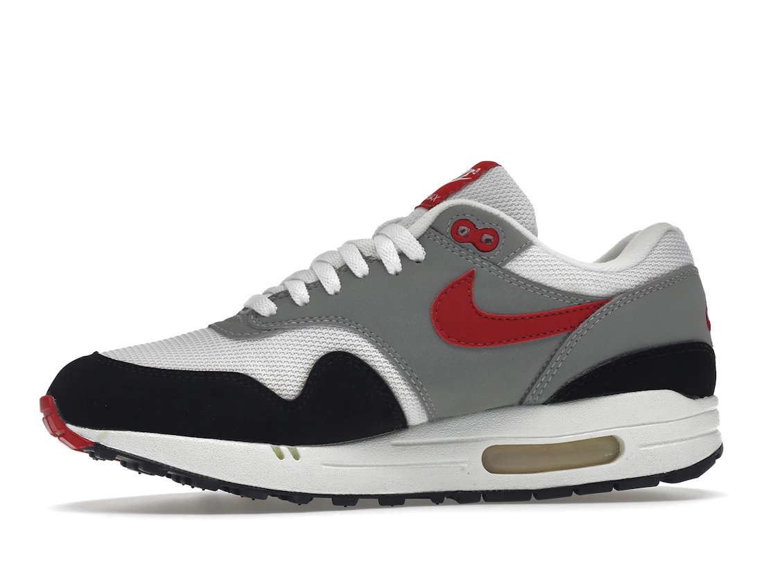 Vue 18 de Nike Air Max 1 Chili