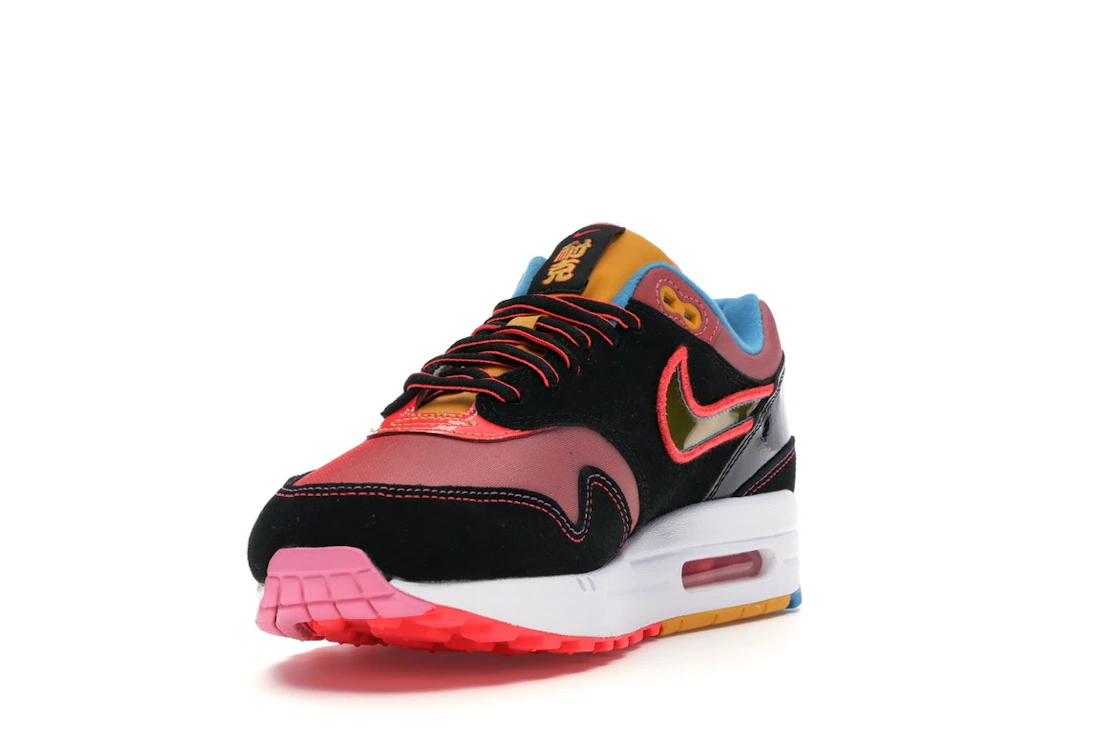 Vue 13 de Nike Air Max 1 Chinatown New York (2020)