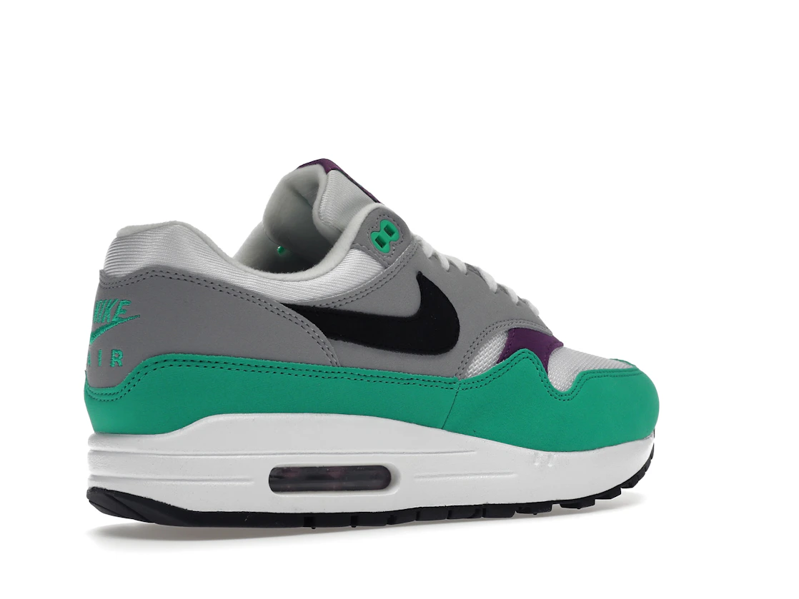 Vue 33 de Nike Air Max 1 Clear Emerald 