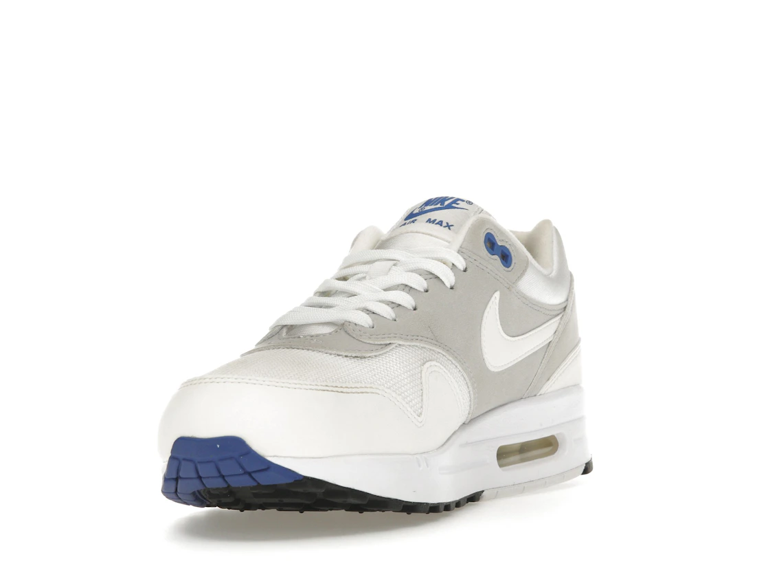 Vue 13 de Nike Air Max 1 Color Change White Varsity Royal