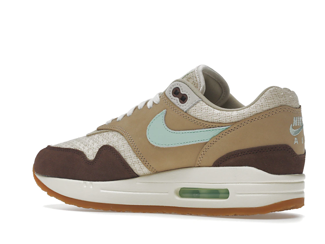 Vue 22 de Nike Air Max 1 Crepe Brown (2022)