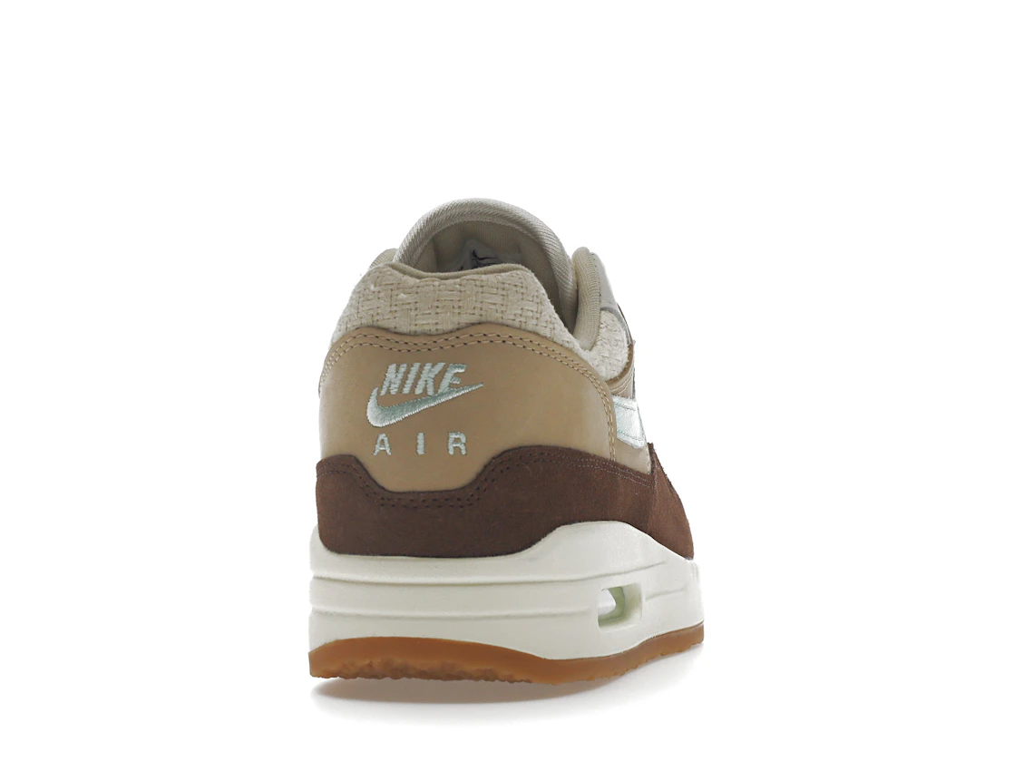 Vue 29 de Nike Air Max 1 Crepe Brown (2022)