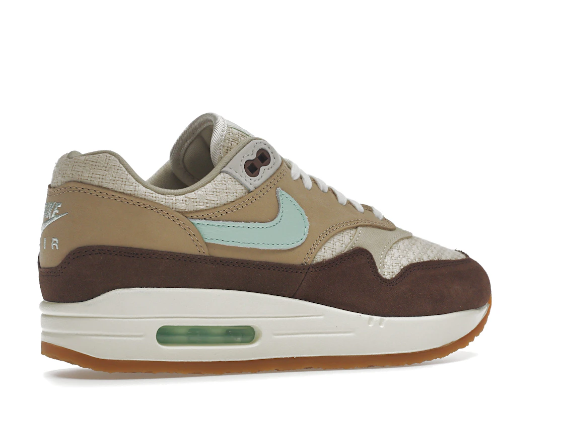 Vue 34 de Nike Air Max 1 Crepe Brown (2022)