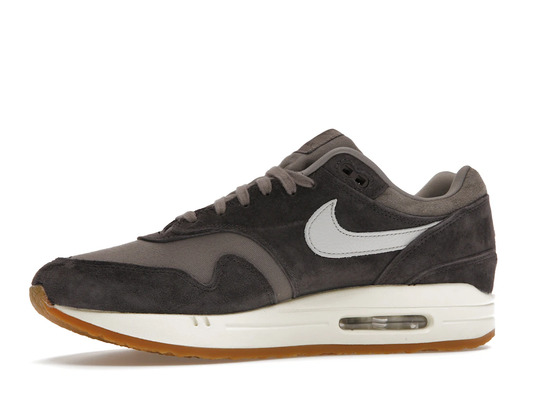Vue 17 de Nike Air Max 1 Crepe Soft Grey