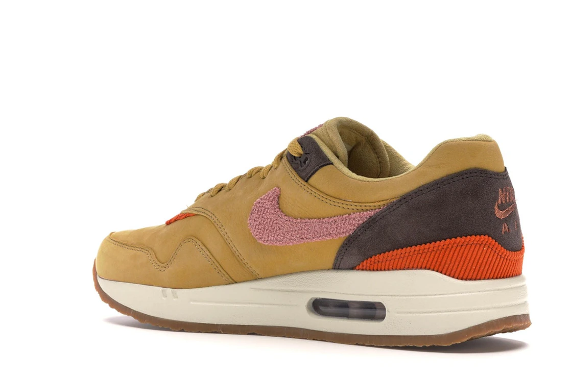 Vue 23 de Nike Air Max 1 Crepe Wheat Gold Rust Pink