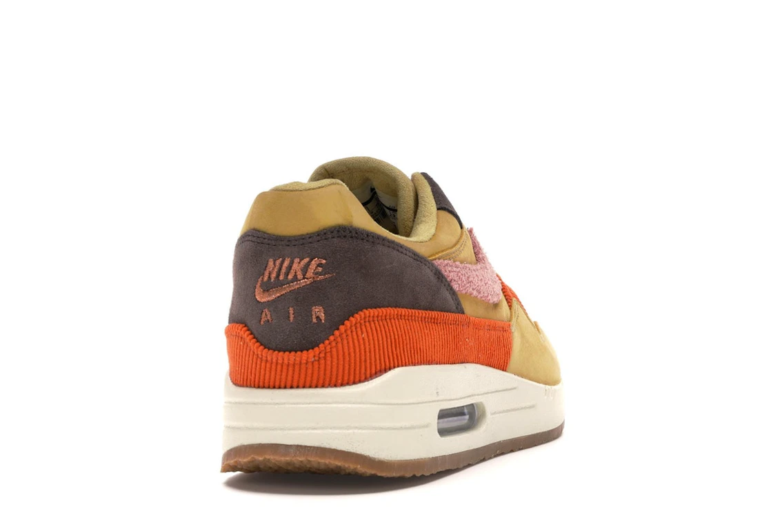 Vue 30 de Nike Air Max 1 Crepe Wheat Gold Rust Pink