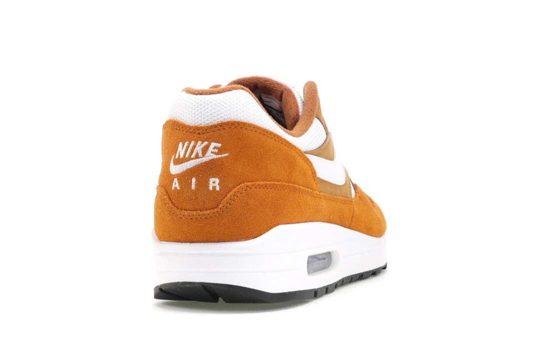 Vue 30 de Nike Air Max 1 Curry (2018)