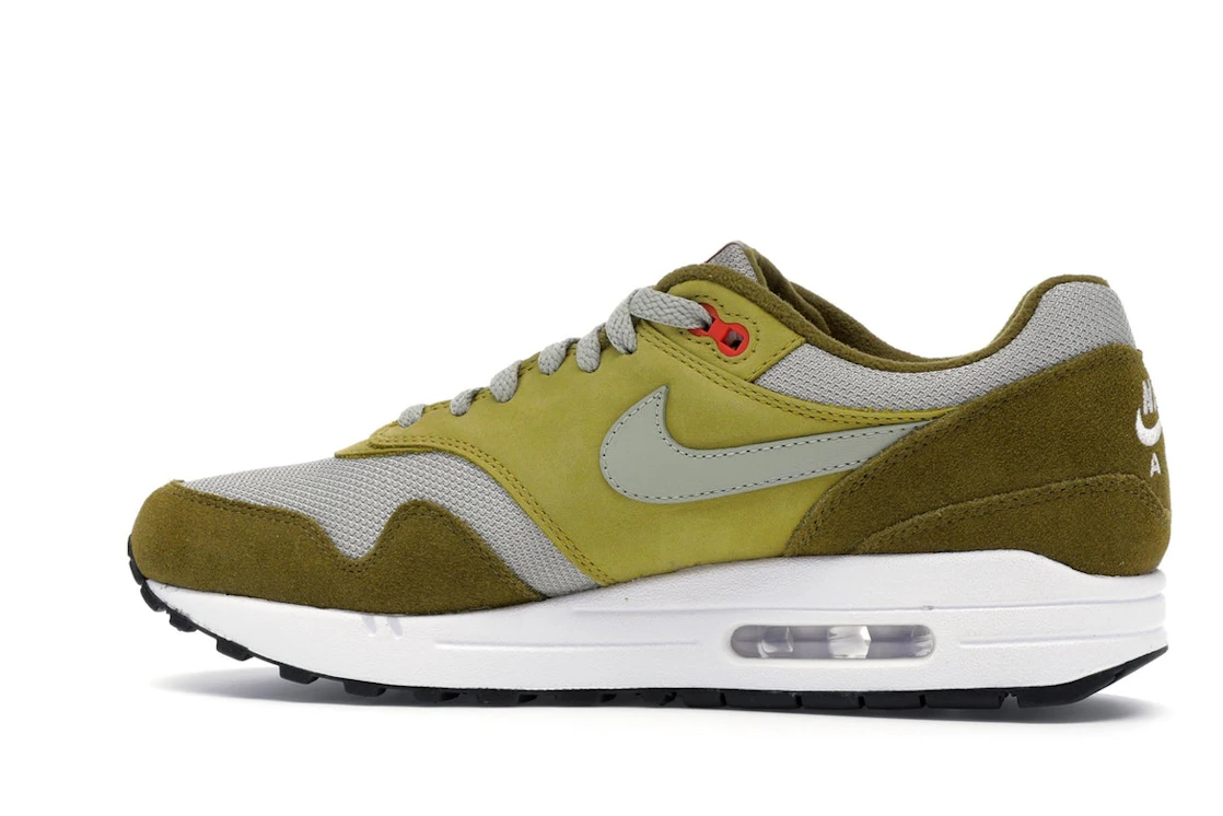 Vue 21 de Nike Air Max 1 Curry Pack (Olive)