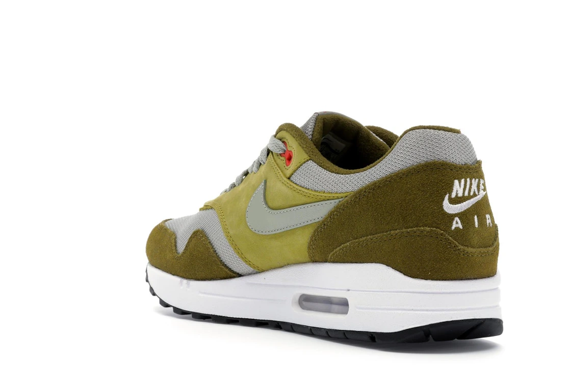 Vue 25 de Nike Air Max 1 Curry Pack (Olive)