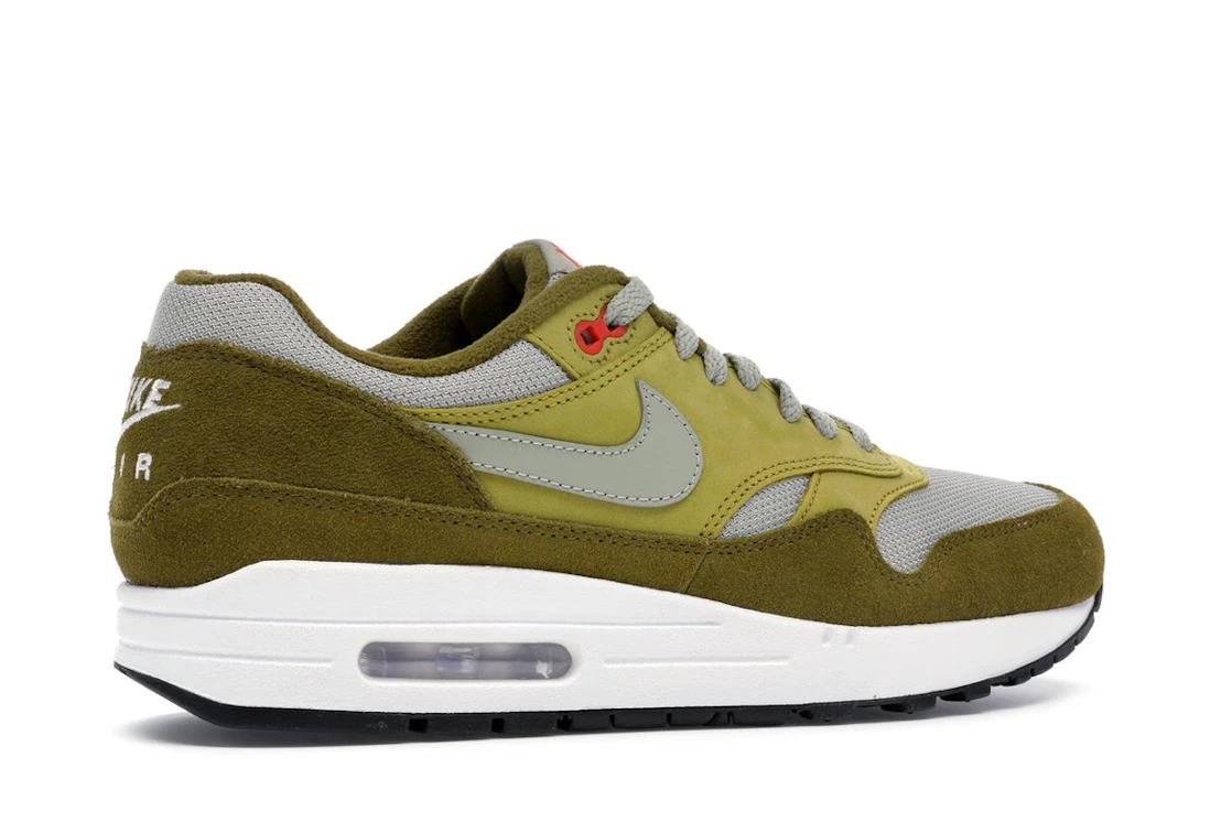 Vue 35 de Nike Air Max 1 Curry Pack (Olive)