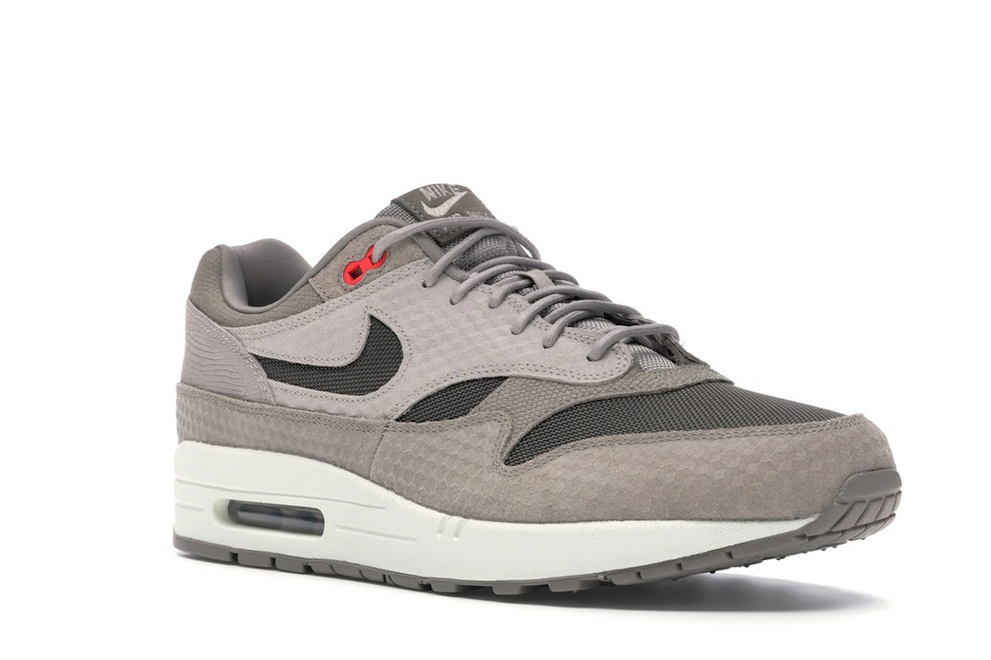 Vue 5 de Nike Air Max 1 Cut Out Swoosh Moon Particle